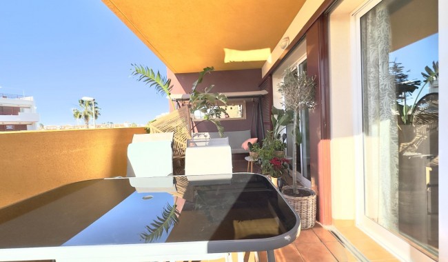 Resale - Apartment - Orihuela Costa - Playa Flamenca