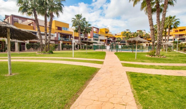 Resale - Apartment - Orihuela Costa - Playa Flamenca