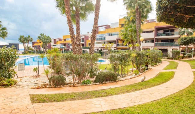 Resale - Apartment - Orihuela Costa - Playa Flamenca