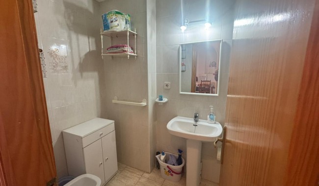 Resale - Apartment - Torrevieja - Playa de La Acequion