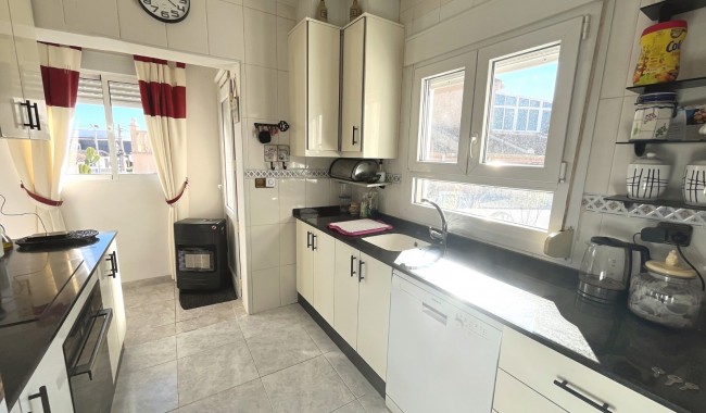 Resale - Villa - Ciudad Quesada/Rojales - Central Quesada