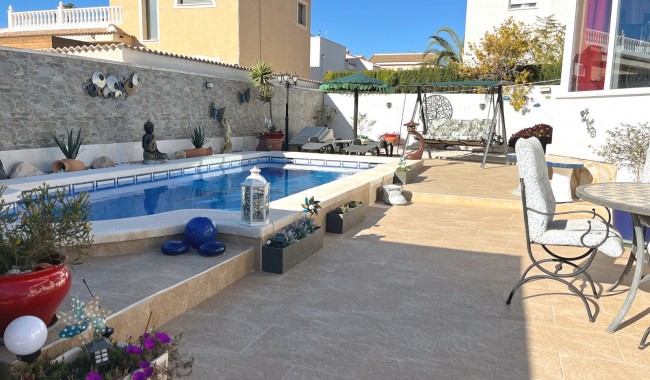 Resale - Villa - Ciudad Quesada/Rojales - Central Quesada