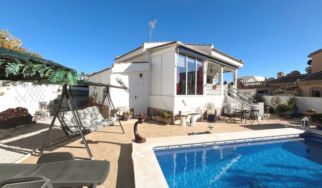 Resale - Villa - Ciudad Quesada/Rojales - Central Quesada