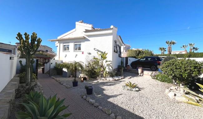 Resale - Villa - Ciudad Quesada/Rojales - Central Quesada