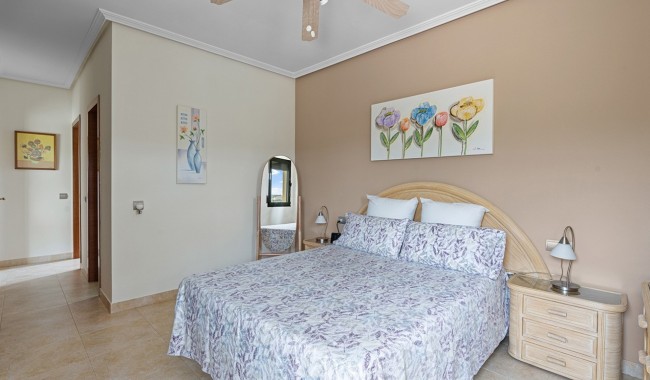 Begagnad - Villa - Alicante - Rebolledo