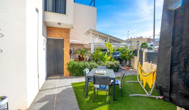 Resale - Villa - Benijófar