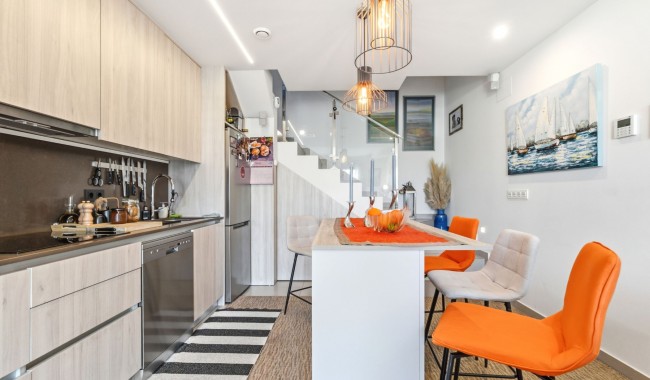 Resale - Villa - Benijófar