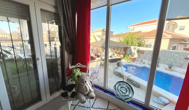 Resale - Villa - Ciudad Quesada/Rojales - Central Quesada