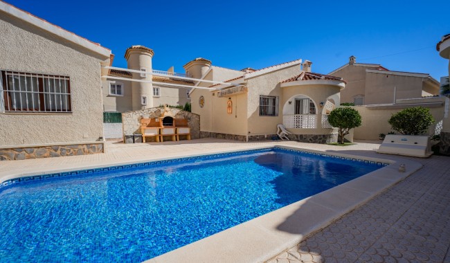 Segunda mano - Villa - Ciudad Quesada/Rojales - La  Marquesa Golf