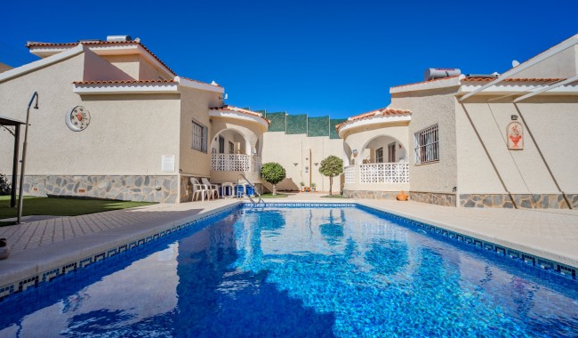 Segunda mano - Villa - Ciudad Quesada/Rojales - La  Marquesa Golf