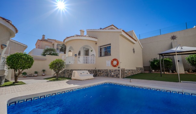 Segunda mano - Villa - Ciudad Quesada/Rojales - La  Marquesa Golf