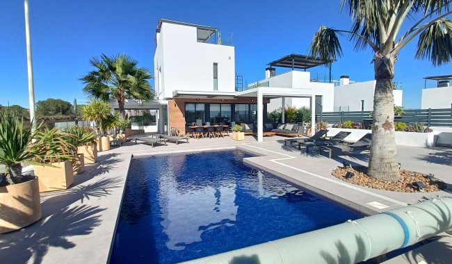Villa - Resale - Algorfa - La Finca golf