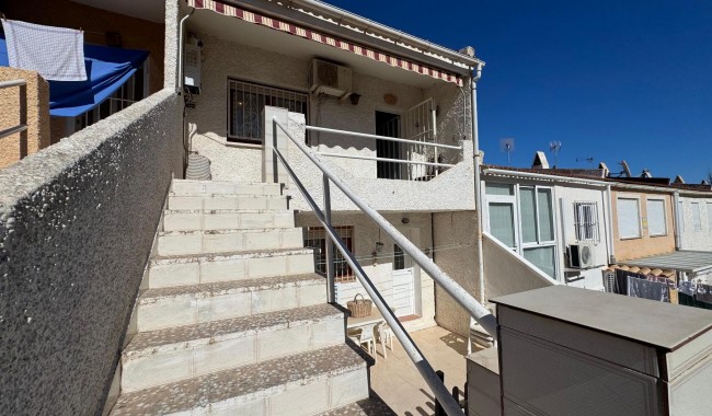 Brukt - Villa - Torrevieja - Los Balcones