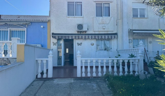 Brukt - Villa - Torrevieja - Los Balcones