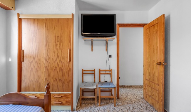 Segunda mano - Apartamento - Arenales del Sol - Segunda linea playa
