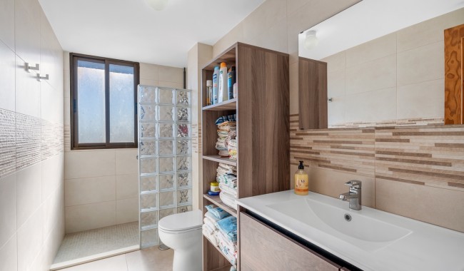 Segunda mano - Apartamento - Arenales del Sol - Segunda linea playa