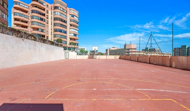 Segunda mano - Apartamento - Arenales del Sol - Segunda linea playa