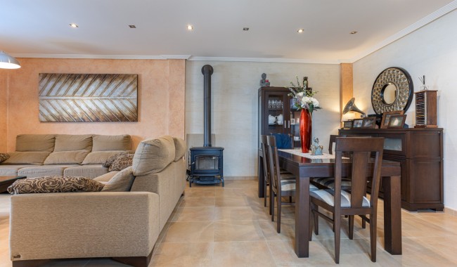 Brukt - Villa - Los Montesinos - La Herrada