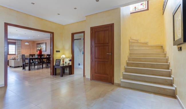 Brukt - Villa - Los Montesinos - La Herrada