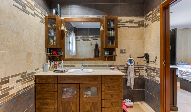 Brukt - Villa - Los Montesinos - La Herrada