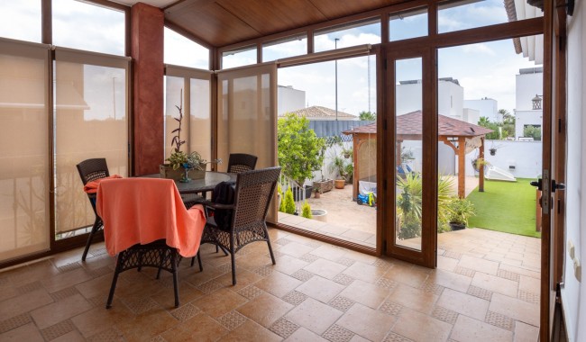 Brukt - Villa - Los Montesinos - La Herrada