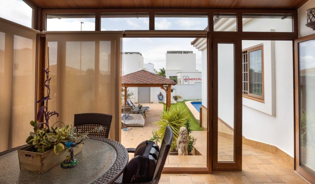 Brukt - Villa - Los Montesinos - La Herrada