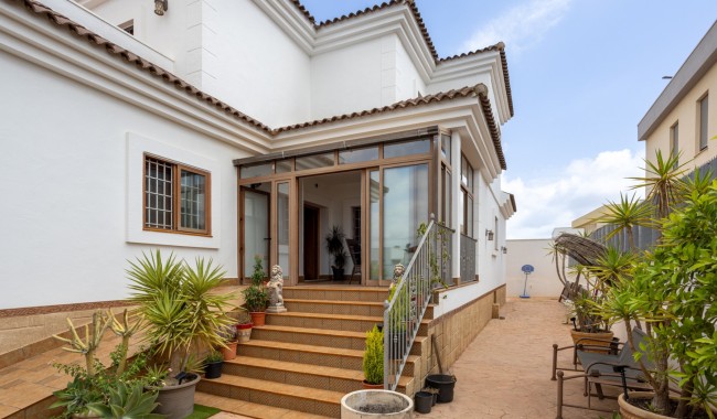 Brukt - Villa - Los Montesinos - La Herrada