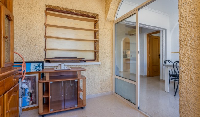 Resale - Villa - Torrevieja - Urbanización San Luis