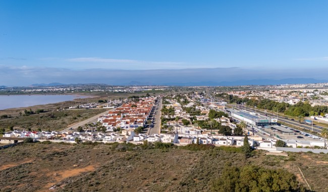 Resale - Villa - Torrevieja - Urbanización San Luis