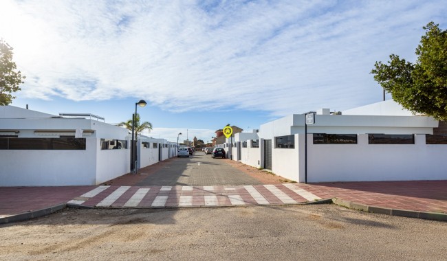 Resale - Villa - Torre Pacheco - Roldán