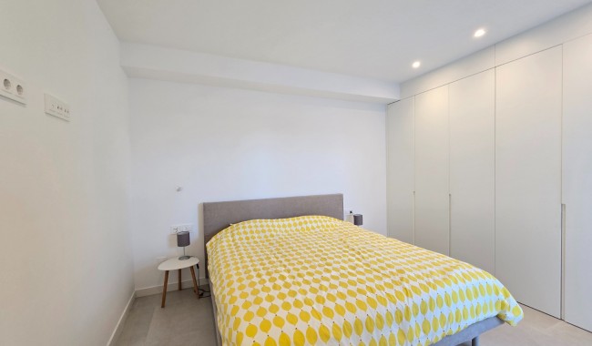 Resale - Apartment - Pilar de La Horadada