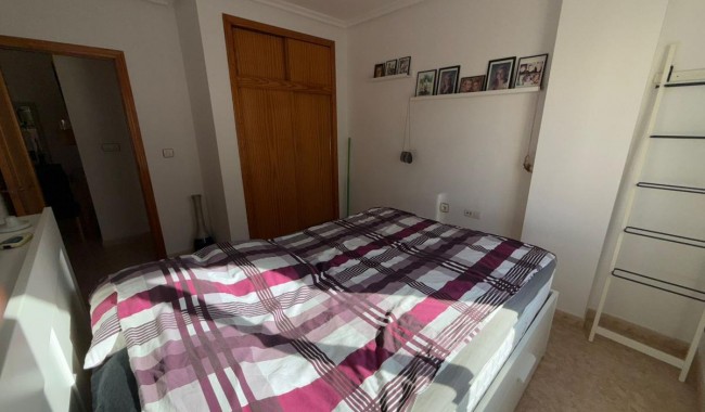 Sprzedaż - Apartament - Torrevieja