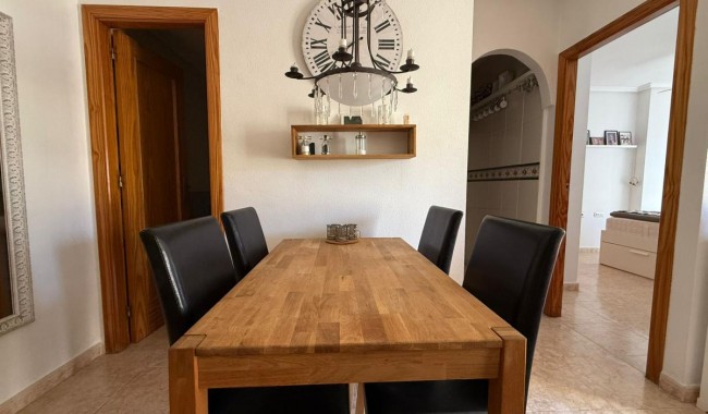 Sprzedaż - Apartament - Torrevieja