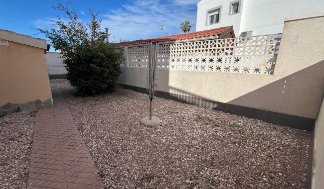 Resale - Villa - Benijófar - Monte Azul/ El Dorado