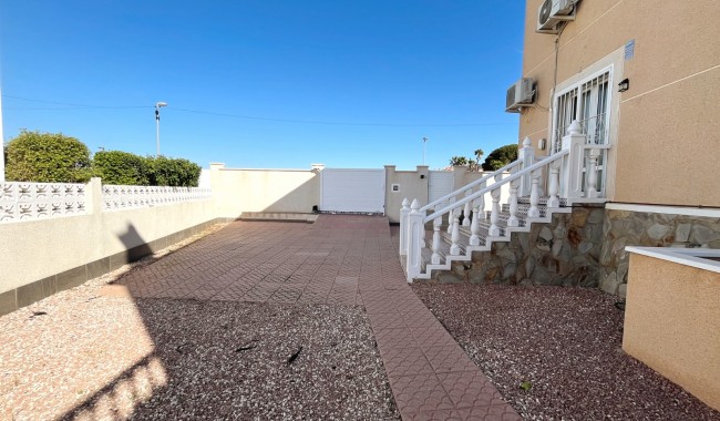 Resale - Villa - Benijófar - Monte Azul/ El Dorado