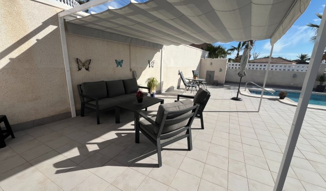 Resale - Villa - Benijófar - Monte Azul/ El Dorado