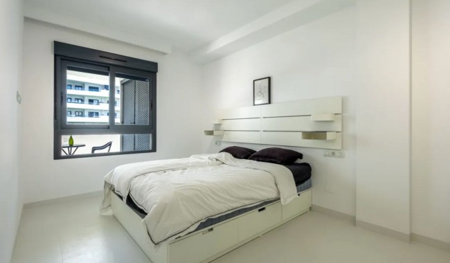 Resale - Bungalow - San Miguel de Salinas
