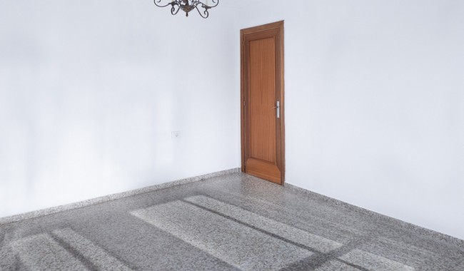 Resale - Apartment - Alicante - Center