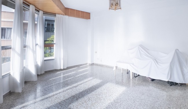Resale - Apartment - Alicante - Center