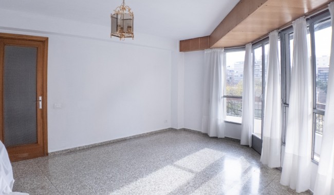 Resale - Apartment - Alicante - Center
