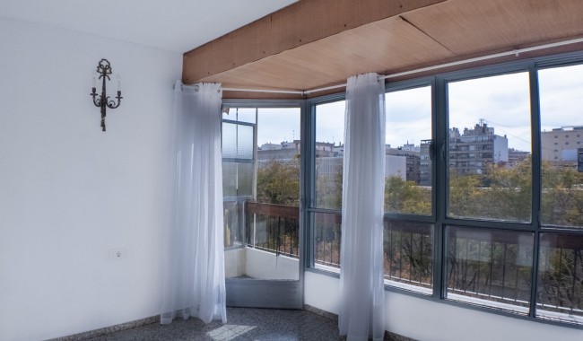 Resale - Apartment - Alicante - Center