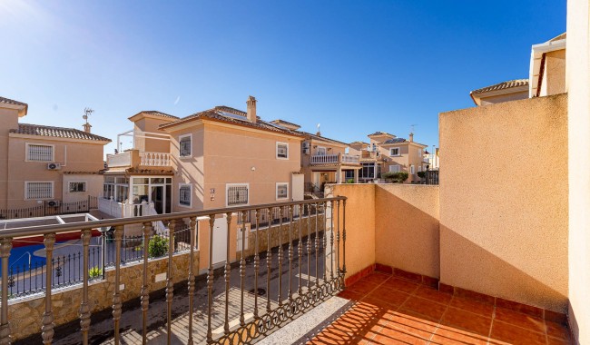 Resale - Townhouse - Punta Prima