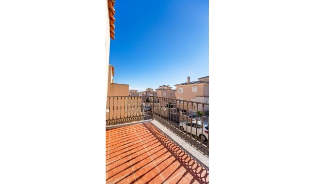 Resale - Townhouse - Punta Prima