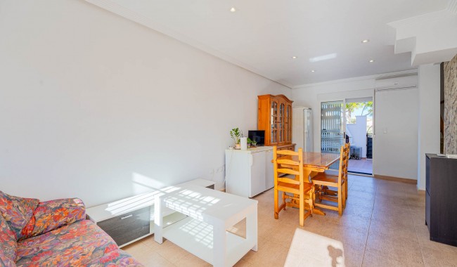 Resale - Townhouse - Punta Prima