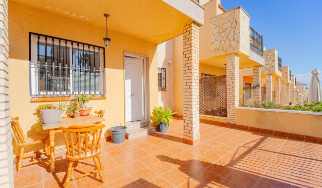 Resale - Townhouse - Punta Prima