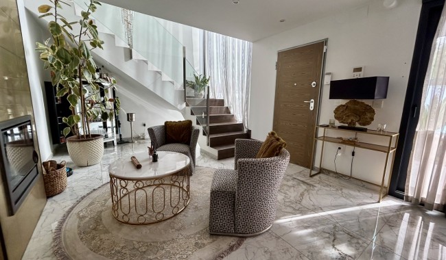Begagnad - Villa - Torrevieja - Los Balcones