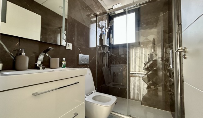 Begagnad - Villa - Torrevieja - Los Balcones