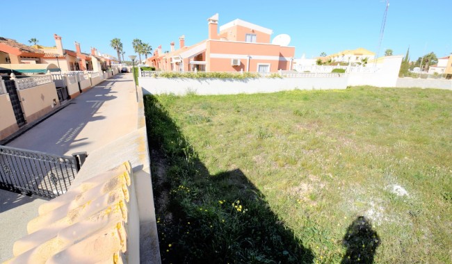 Resale - Plot - Guardamar - Urb. El Raso