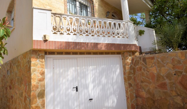 Resale - Villa - Torrevieja - Aguas Nuevas