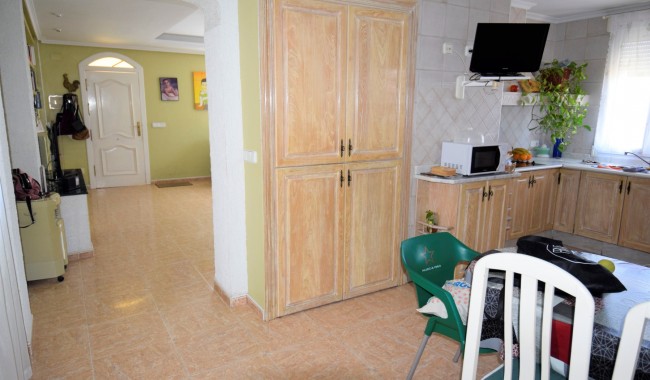 Resale - Villa - Torrevieja - Aguas Nuevas